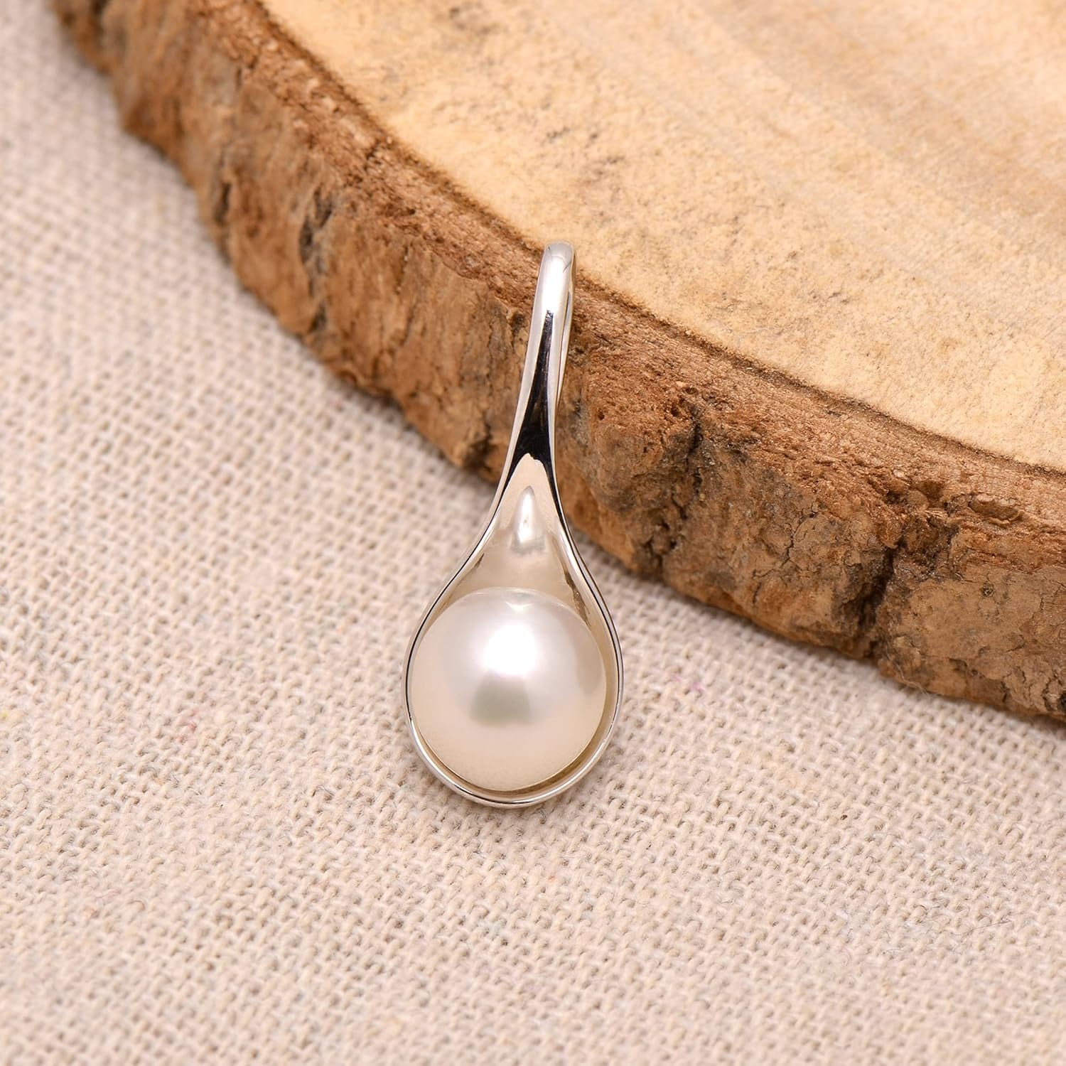 925 Sterling Silver Spoon Shape Cultured White Pearl Pendant Necklace for Women