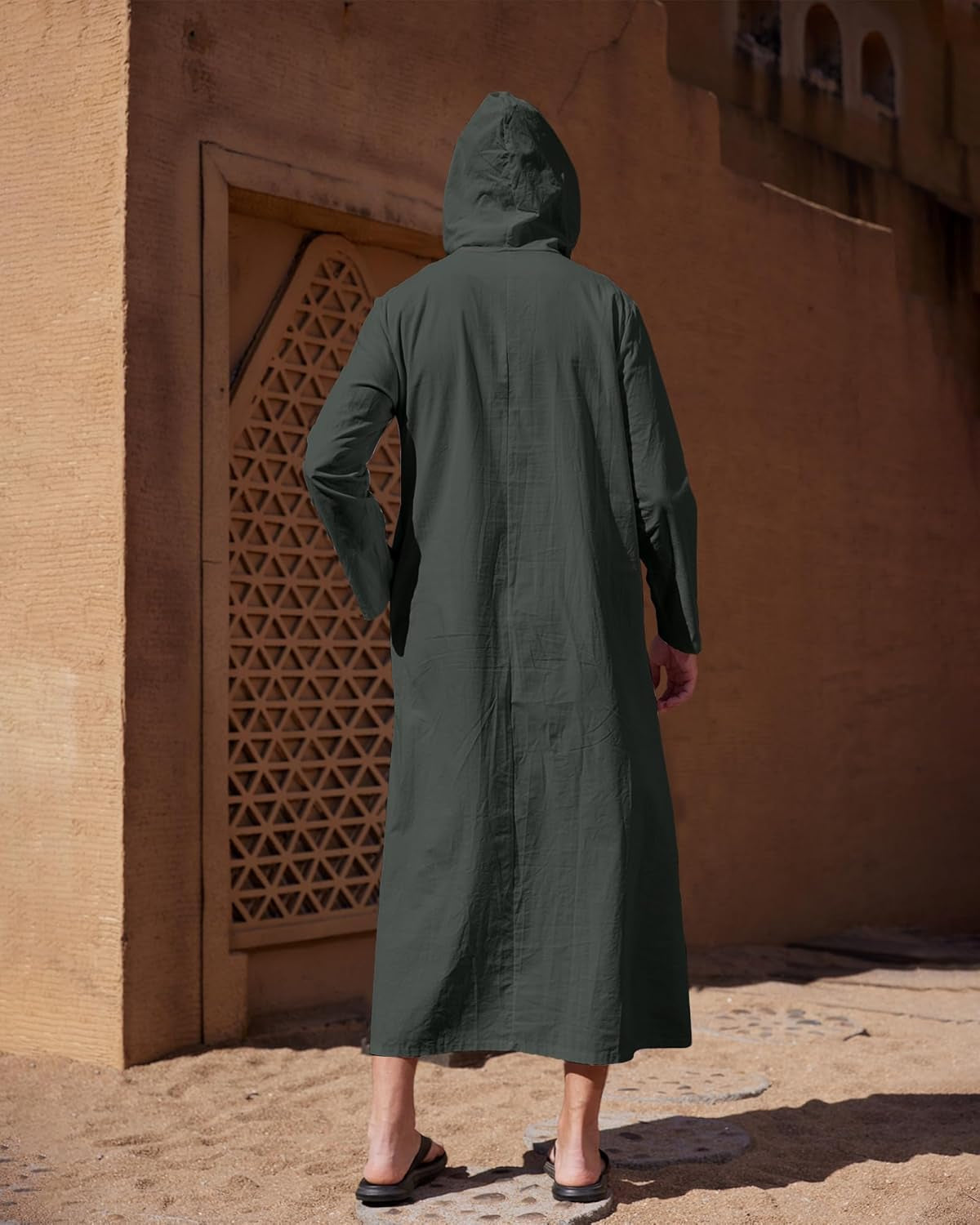 Long Sleeve Kaftan Thobe Button down Men Thobe with Pocket Big and Tall Kaftan Muslim Men Thobe