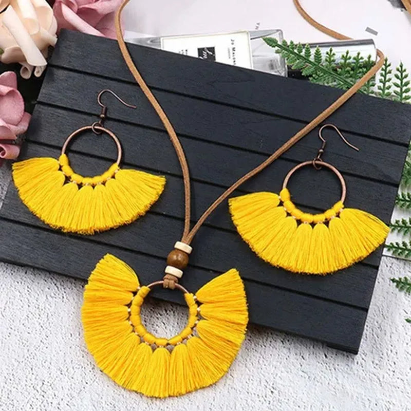 Retro Bohemia Tassel Fan-Shaped Necklace Earrings Set Tassel Jewelry Set Ethnic Big Necklace Beach Wear