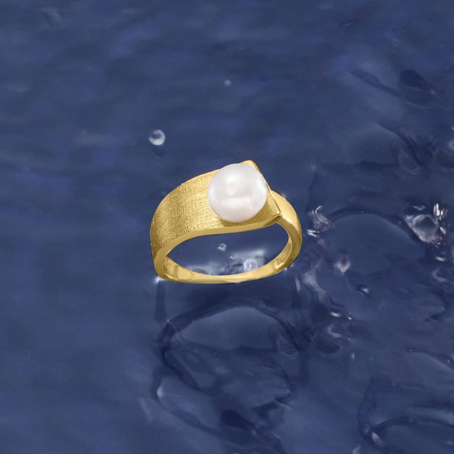 8-8.5Mm Cultured Pearl Ring in 18Kt Gold over Sterling. Size 8