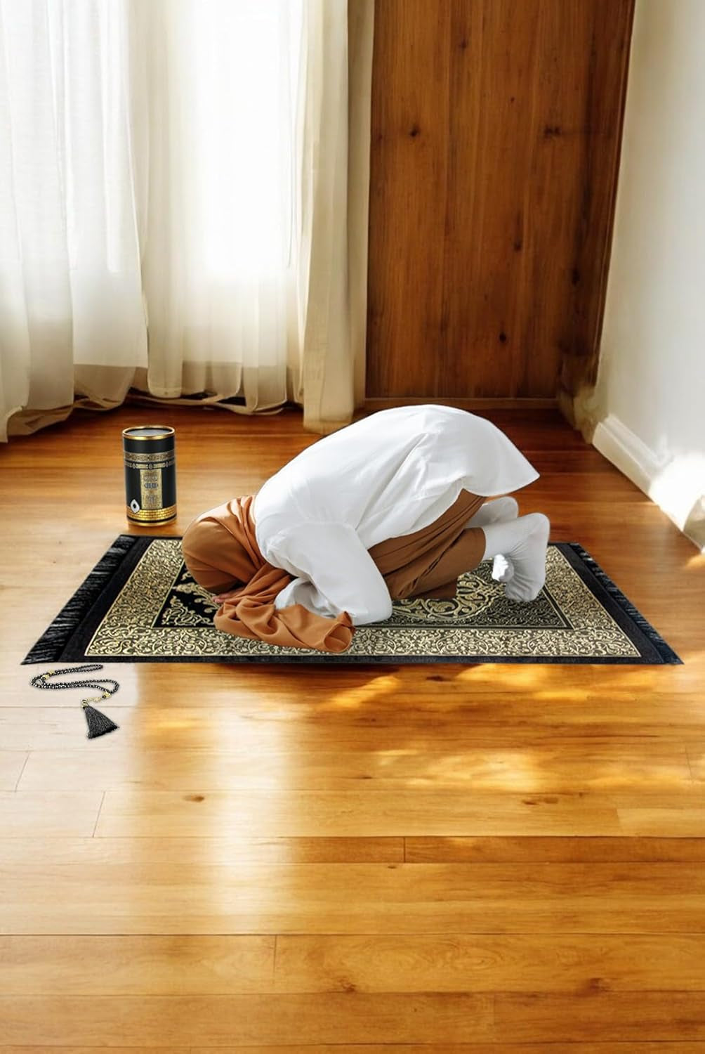 Muslim Prayer Rug and Prayer Beads with Elegant Design Cylinder Gift Box, Janamaz, Sajadah, Soft Islamic Gifts Set, Carpet Mat, Taffeta Fabric, Black