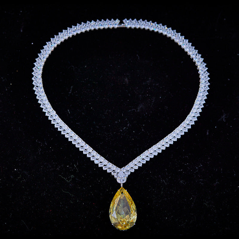 Water Drop Zircon Center Diamond Atmospheric Luxury Ladies Evening Dress Chain