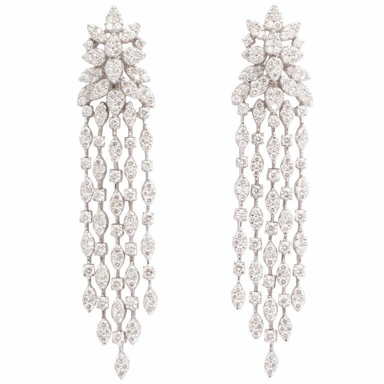 Classic Diamond Dangle Earring