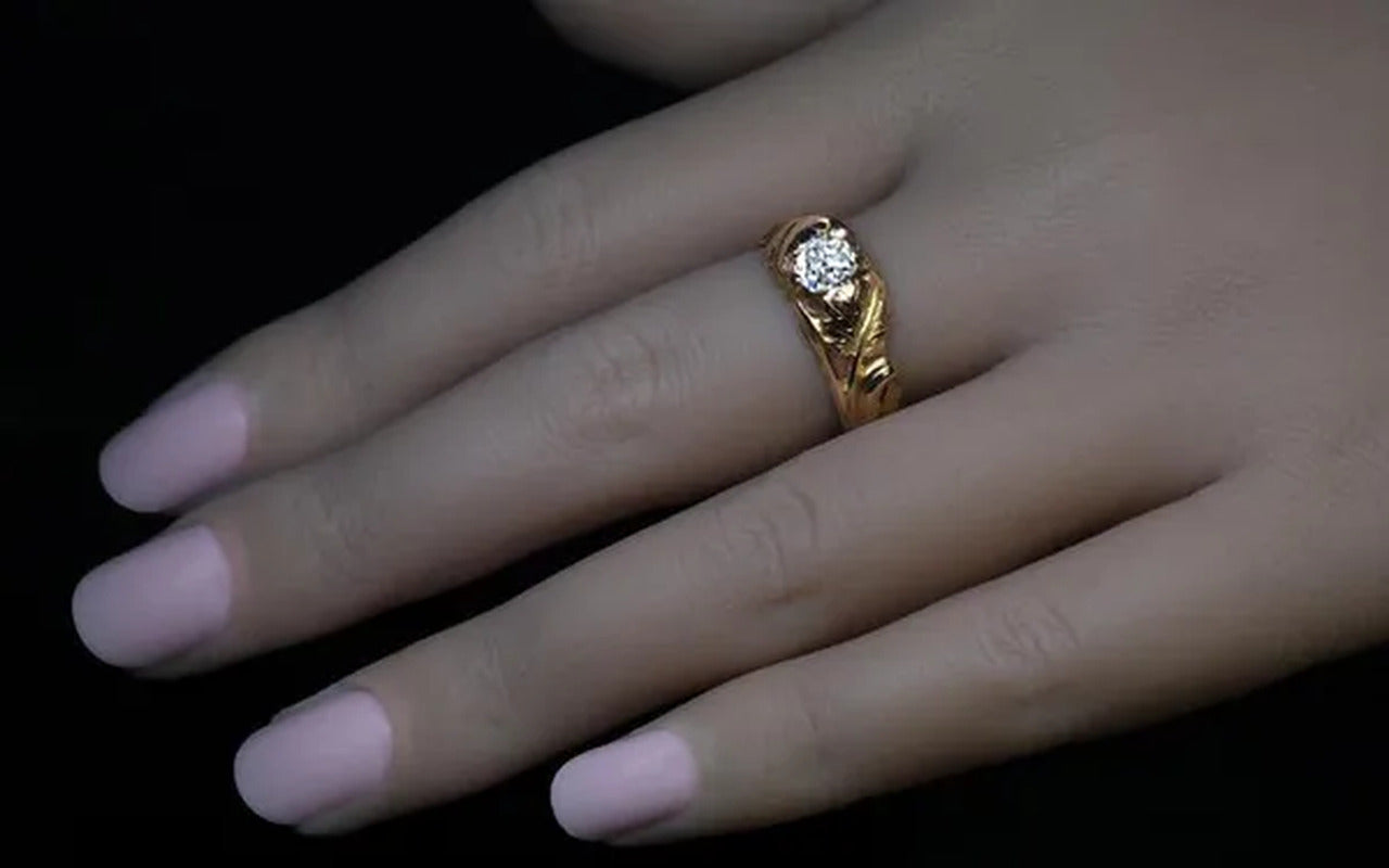Classic Women'S Fashion Natural Gemstones White Sapphire Gold Maple Leaf Ring An