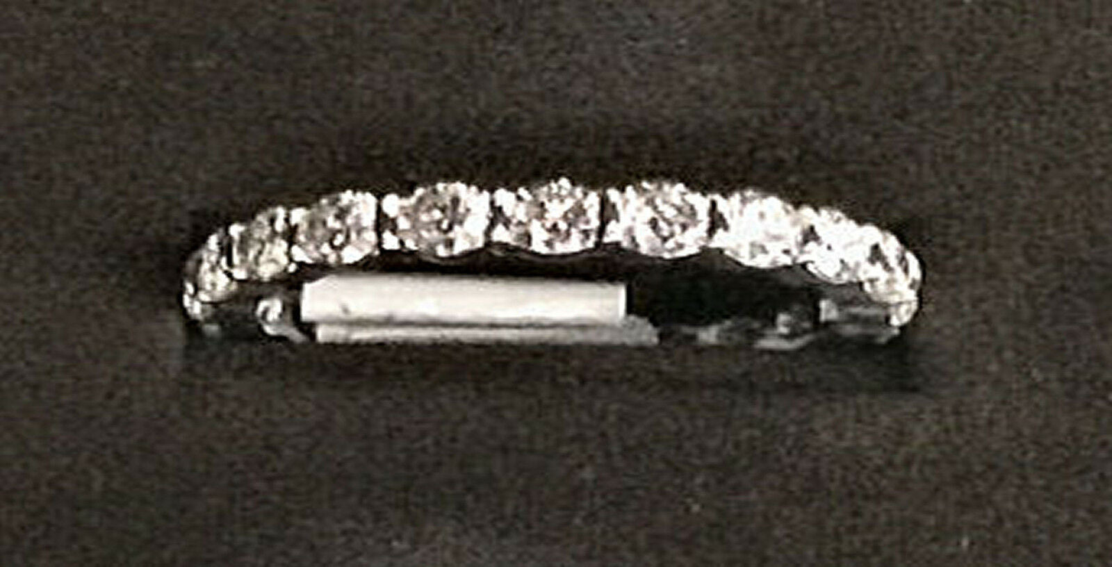 DIAMOND ROUND BRILLIANT SHAPE ETERNITY BAND DIAMOND SET COMFORTABLE DIAMOND BAND