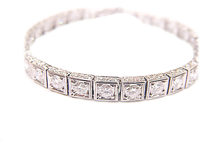 6.29 CT 27 ROUND BRILLIANT CUT DIAMONDS SET IN 4 PRONGS BOX SET TENNIS BRACELET