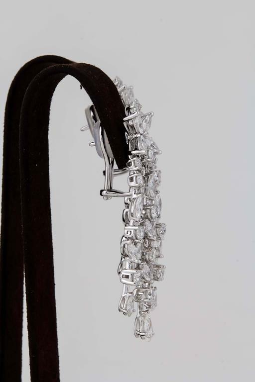 Diamond Chandelier Earrings 12.36 carats of high quality F/G color VS1/2 18 k