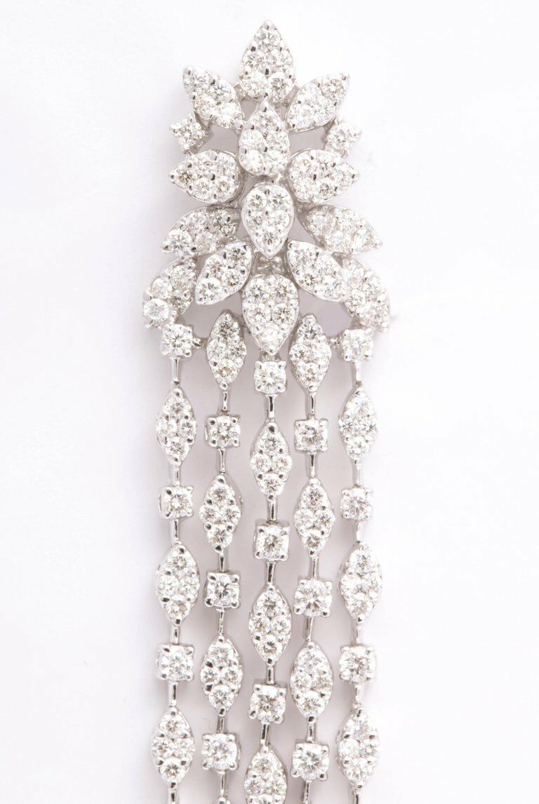 Classic Diamond Dangle Earring