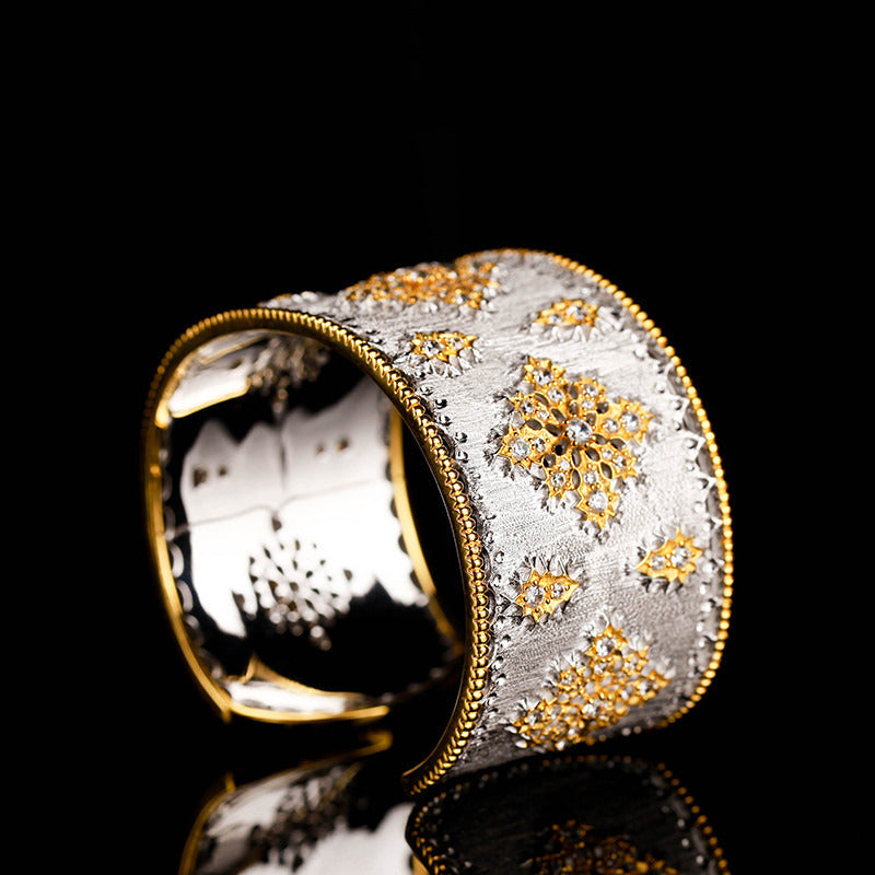 European and American Retro Classic Snowflake Bracelet