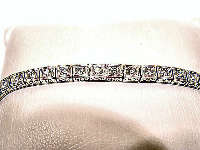 34 DIAMOND ROUND BRILLIANT CUT DIAMONDS 4 PRONG SET BOX SET TENNIS BRACELET