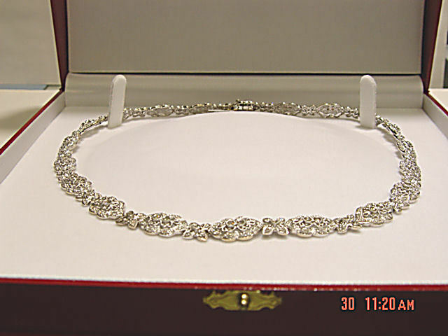 DIAMOND ROUND BR SHAPE PRONG BEZEL SET NECKLACE AROUND THE NECKLACE TO BACK