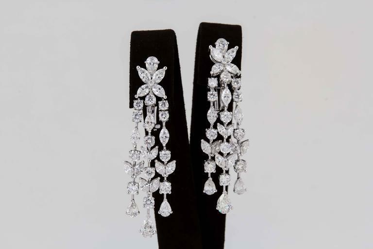 Diamond Chandelier Earrings 12.36 carats of high quality F/G color VS1/2 18 k