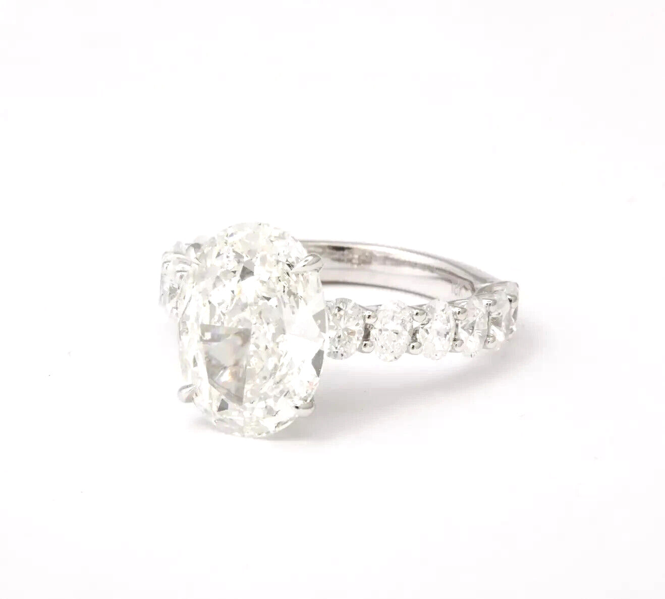 GIA certified E color SI2 4 carat Oval Diamond Engagement Ring