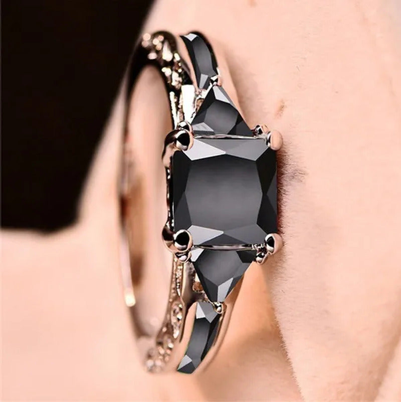 Women Silver Plated Princess Cut Garnet Red Ruby Wedding Ring Party Jewelry Gift