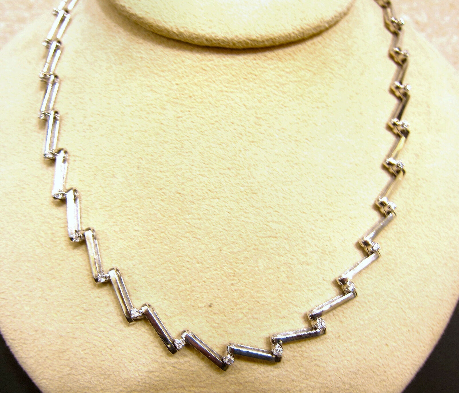 1.65 CT DIAMOND NECKLACE ROUND DIAMOND SET