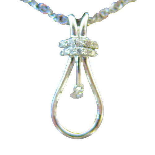 DIAMOND PENDANT INCLUDED CHAIN
