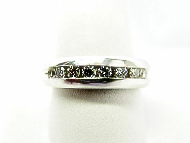 DIAMOND 8 ROUND BRILLIANT SHAPE CHANNEL SET MENS BAND DIAMOND MENS RING