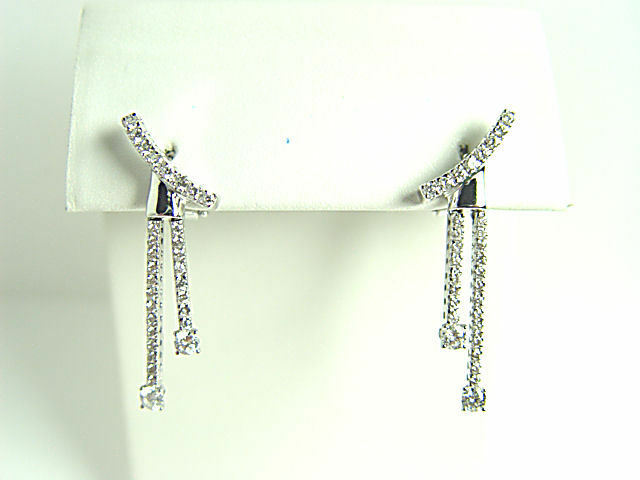 DIAMOND ROUND BR SHAPE DANGLE EARRING