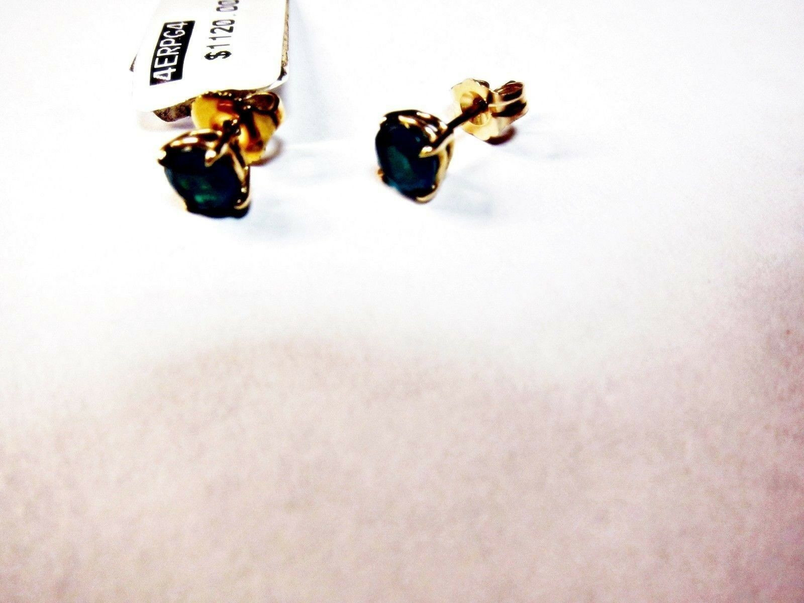 EMERALD ROUND SHAPE GREEN STUD EARRING