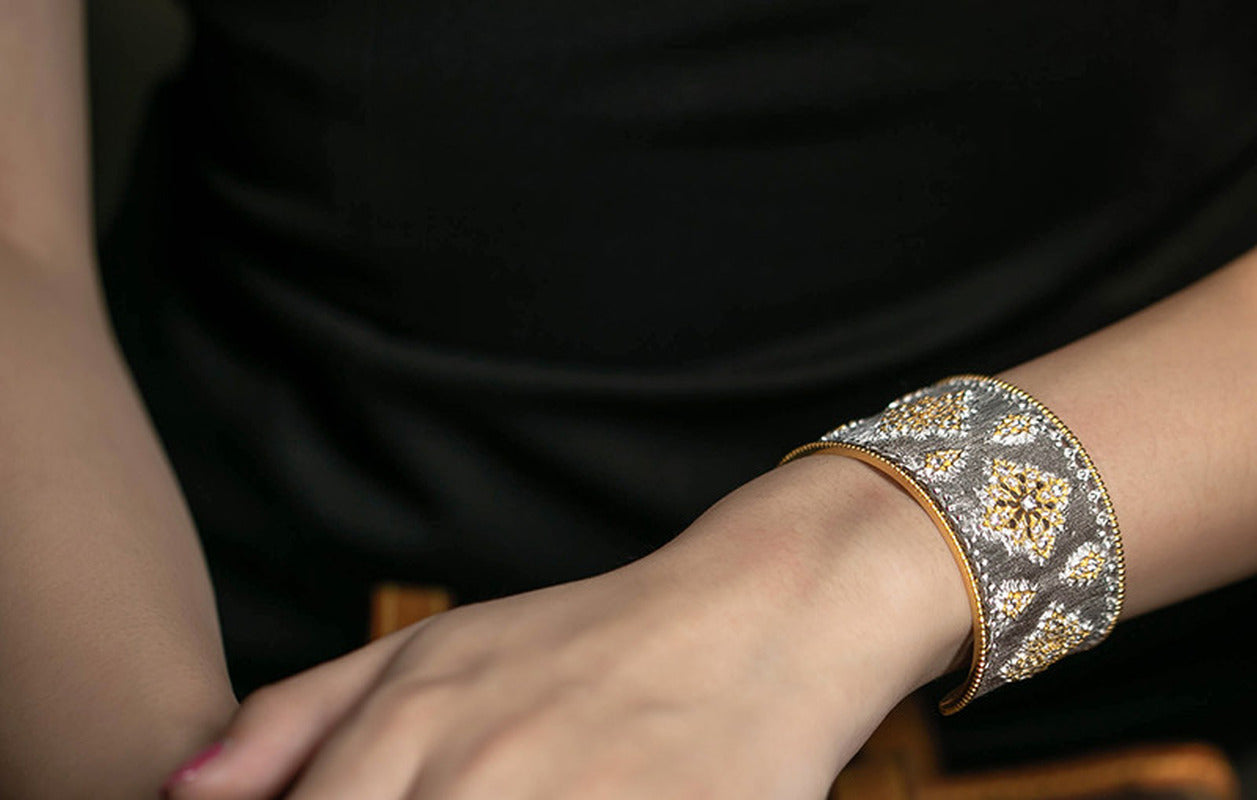 European and American Retro Classic Snowflake Bracelet