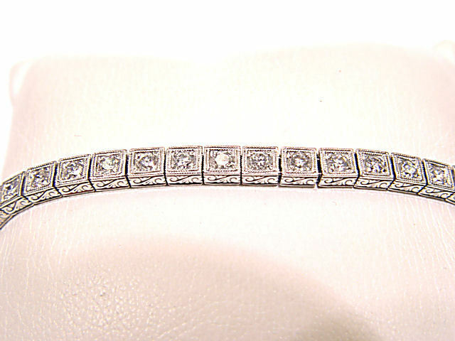 34 DIAMOND ROUND BRILLIANT CUT DIAMONDS 4 PRONG SET BOX SET TENNIS BRACELET