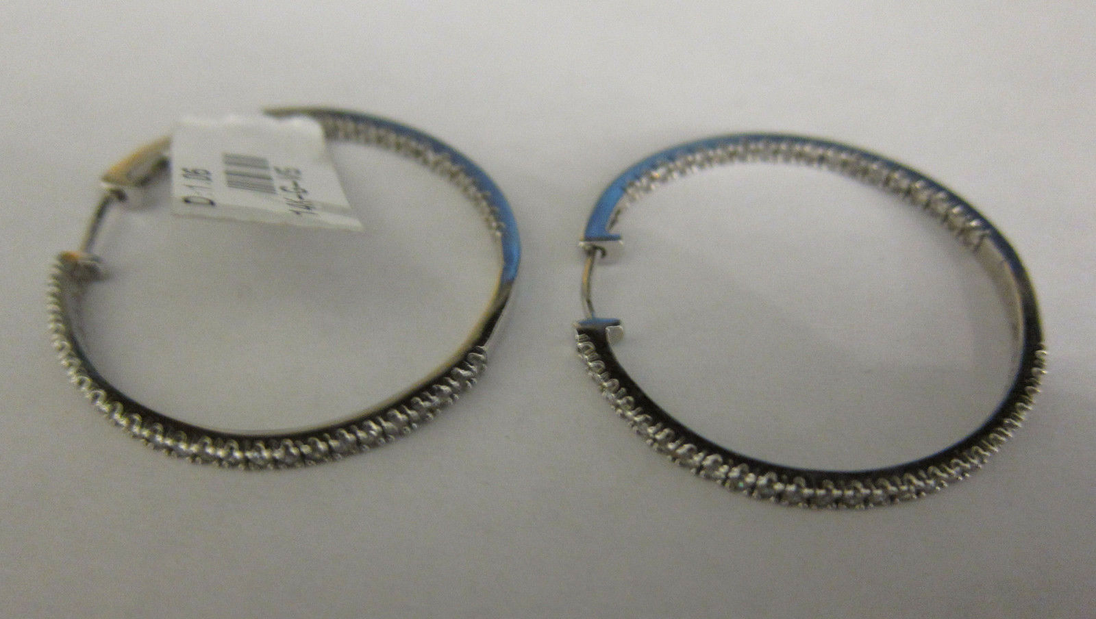 DIAMOND INSIDE OUTSIDE SET HOOP EARRING DIAMOND HOOP EARRING DIAMOND EARRING