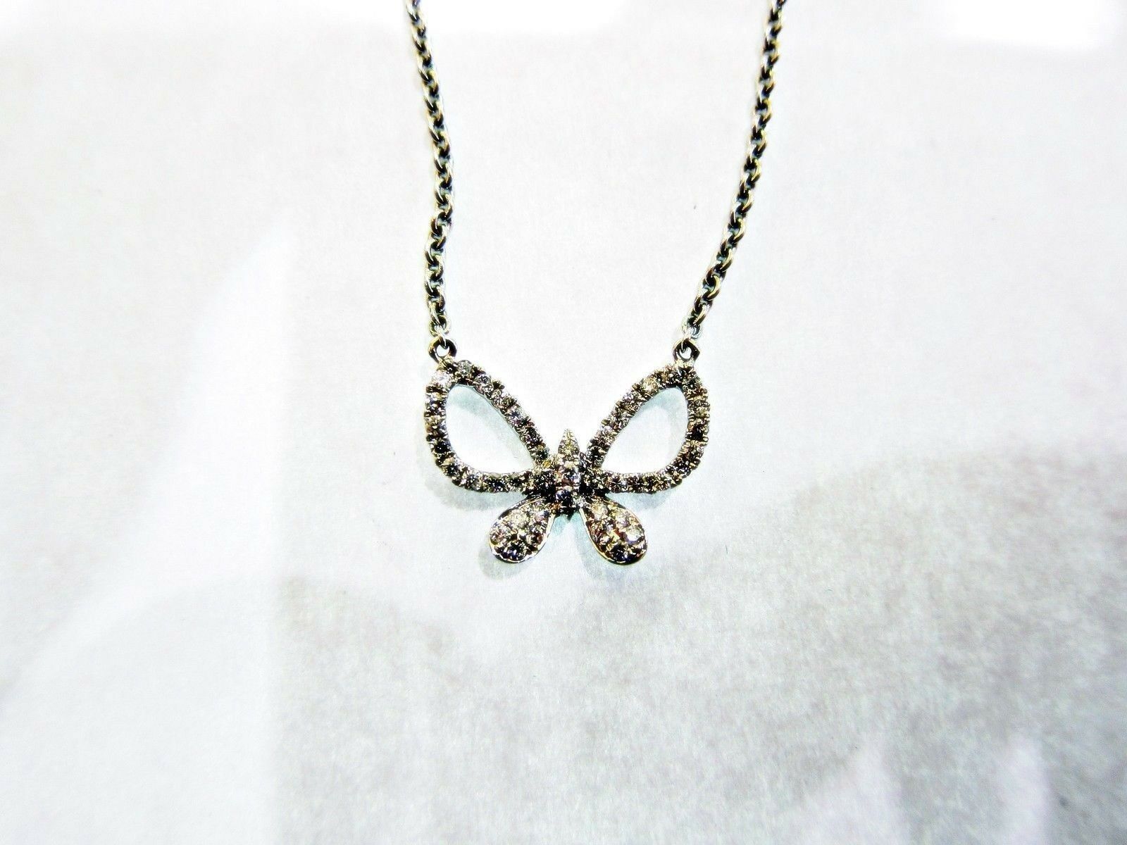 DIAMOND BUTTERFLY PENDANT WITH SIX DIAMOND BY YARD CHAIN