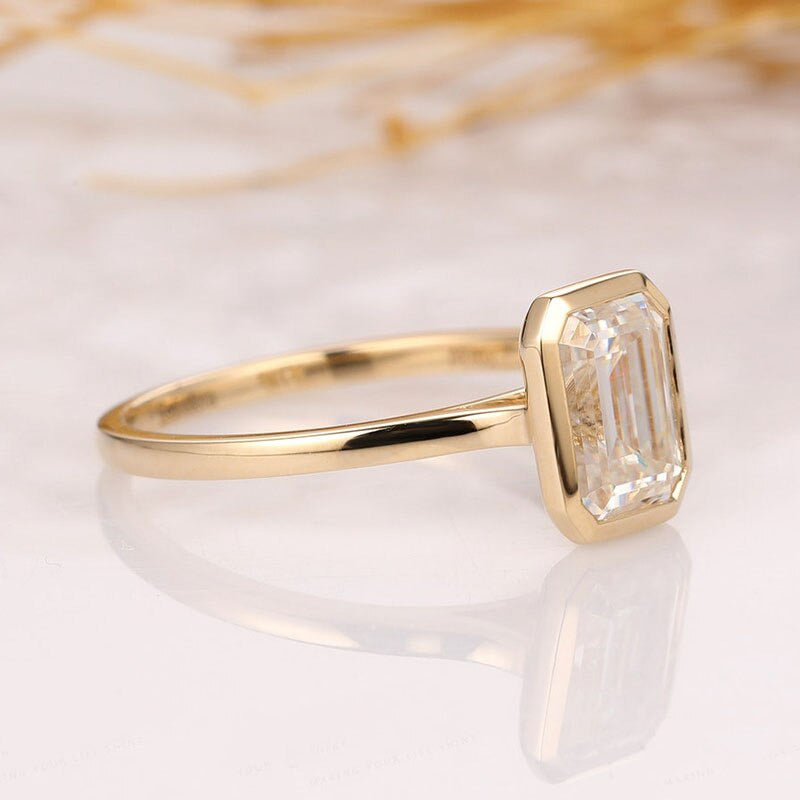 Solid 14K 585 Yellow Emerald Cut 2Ct 6*8MM Moissanite Engagement Ring for Women