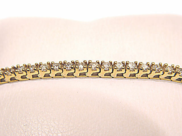 ROUND BRILLIANT CUT DIAMOND 4 PRONG SET TENNIS BRACELET