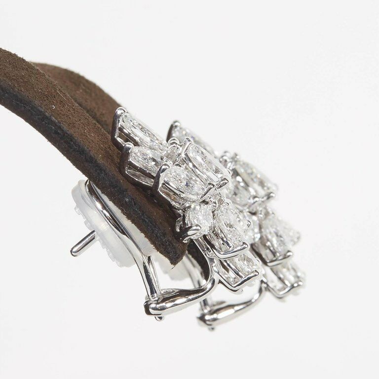 Diamond Cluster Earring 4.93 carats of beautiful white VS pear and marquise 18 k