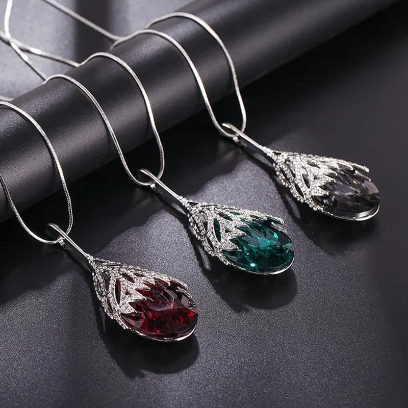 Fashion Crystal Diamond Water Dripping Sweater Chain Women's Geometric Long Necklace