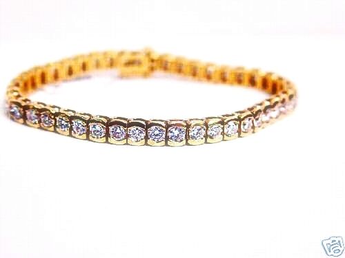 ROUND BRILLIANT CUT DIAMOND TENNIS BRACELET BEZEL SET