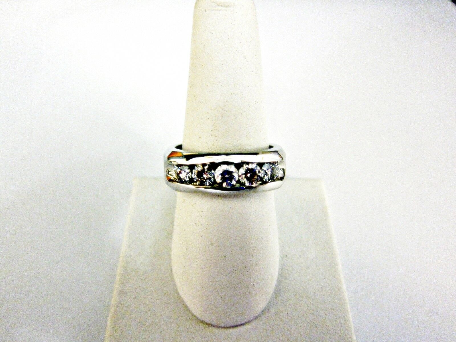 DIAMOND 5 STONE CHANNEL SET MENS BAND DIAMOND RING MEN'S MEN DIAMOND RING BAND