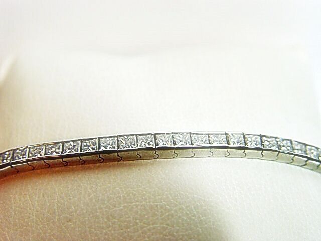 12.15 CT PRINCESS SHAPE DIAMOND 50 DIAMOND CHANNEL SET TENNIS DIAMOND BRACELET