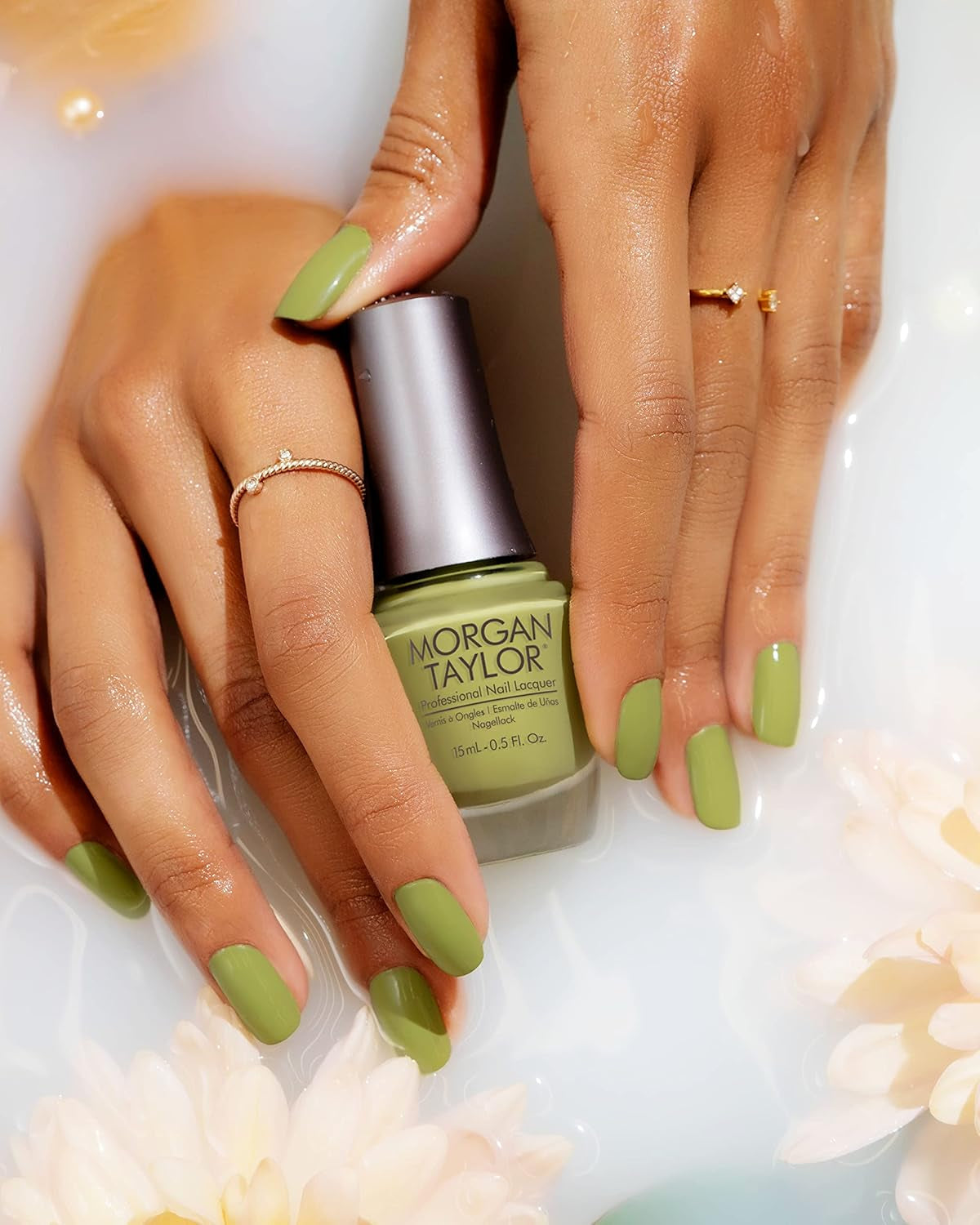 Pure Beauty Collection - Professional Lacquer, Vibrant, Chip-Resistant, Fast-Drying, Long-Lasting, High-Shine, Perfect for Manicures & Pedicure, 15Ml