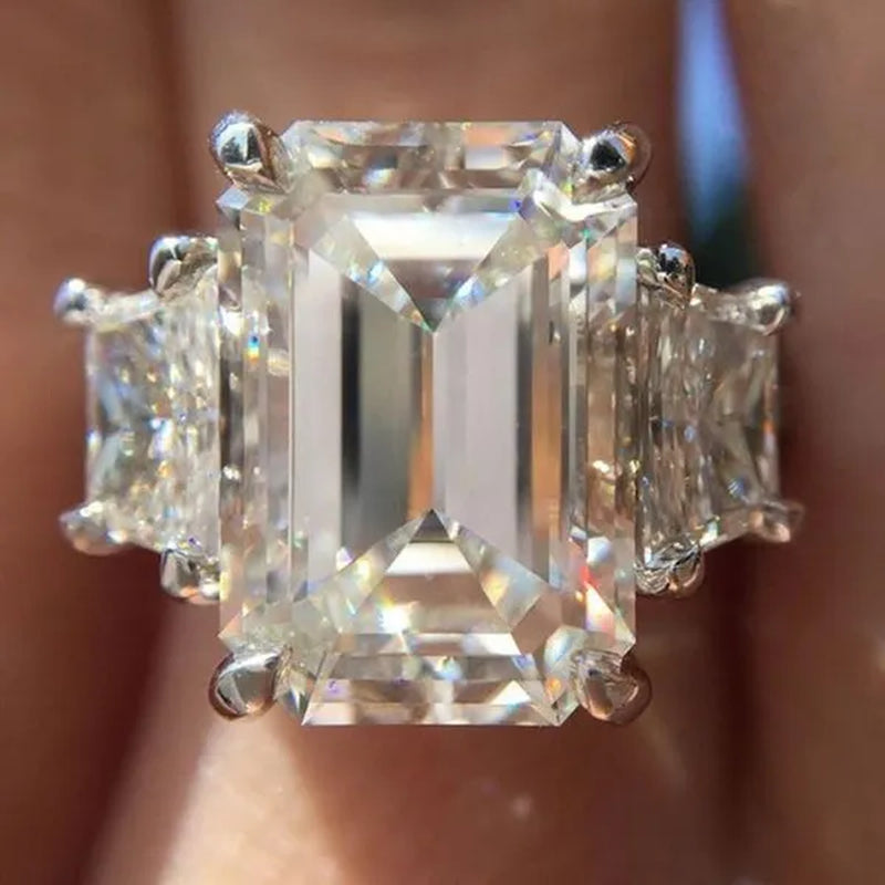 Gorgeous Square Cut White Sapphire Rings for Women Party 925 Sterling Silver 2 Stone Crystal Side Stone Rings Proposal Fine Jewelry
