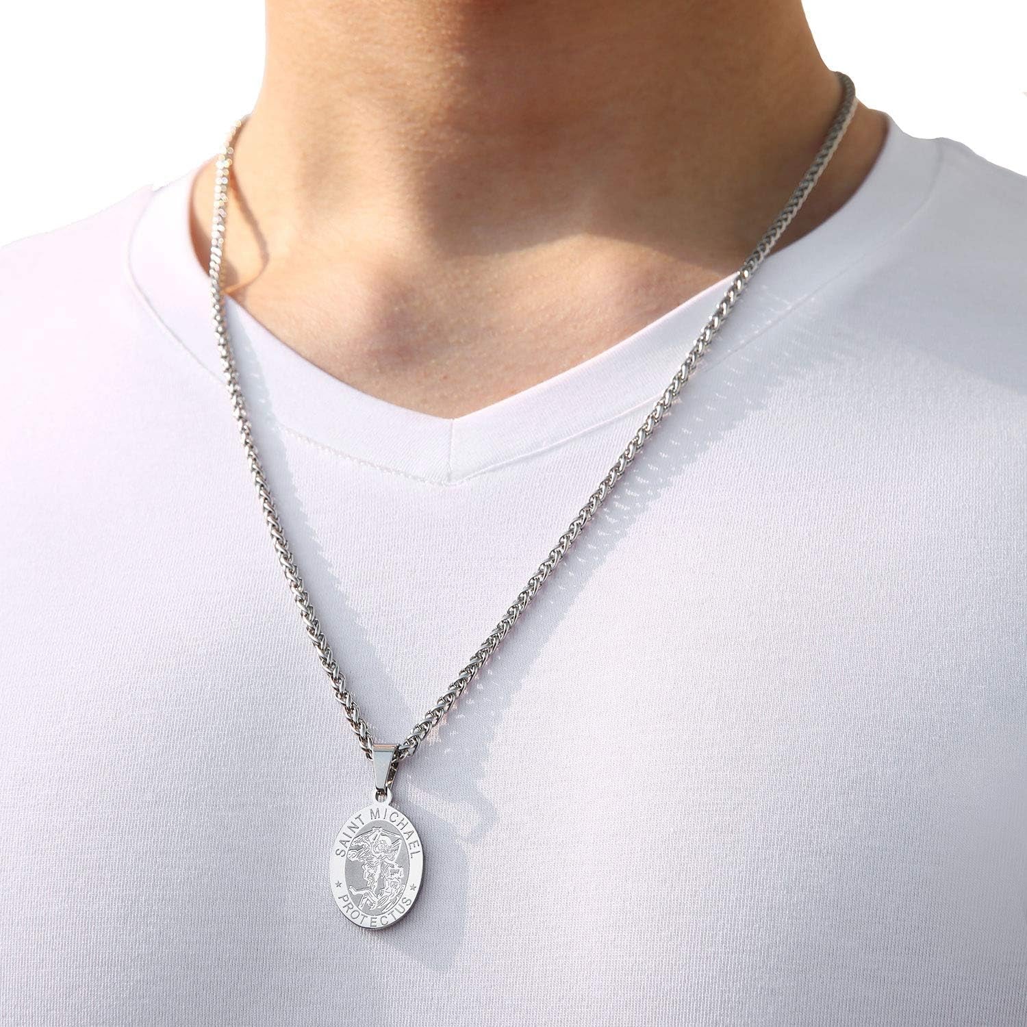Saint Christopher/Michael/Anthony/Jude/Joseph Medal Necklace for Men Women，Stainless Steel Oval Saint Patron Medal Religious Catholic Amulet Gifts