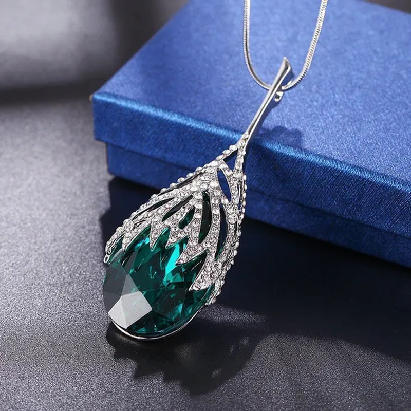 Fashion Crystal Diamond Water Dripping Sweater Chain Women's Geometric Long Necklace