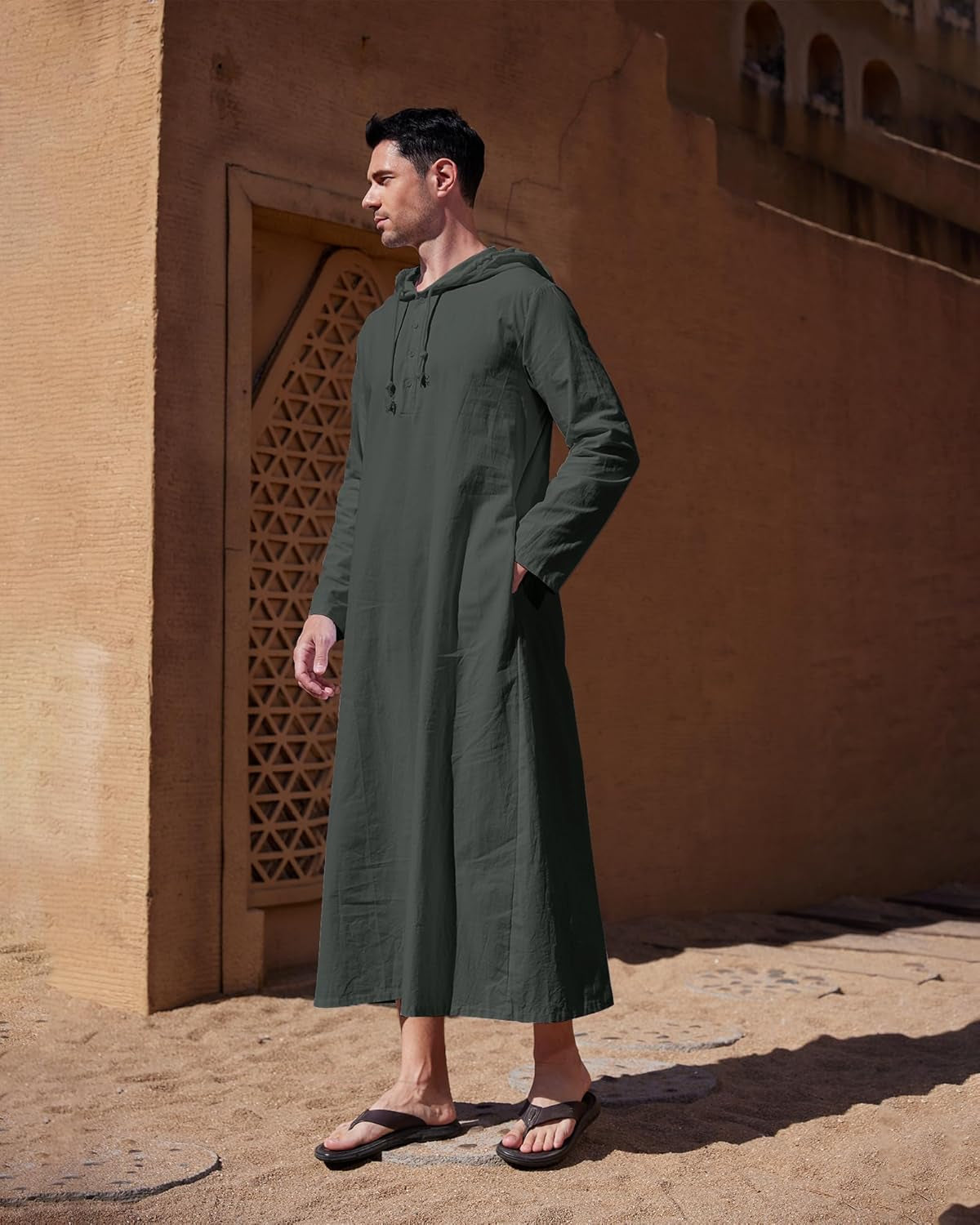 Long Sleeve Kaftan Thobe Button down Men Thobe with Pocket Big and Tall Kaftan Muslim Men Thobe